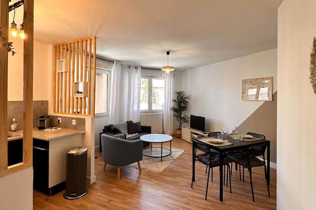 Villeurbanne • T2 Fraternite • Hostisy Exterior photo